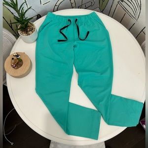 Lululemon pants